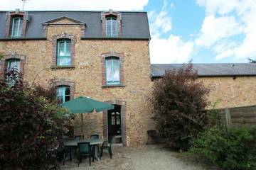 Gîte pour 4 personnes, avec jardin à Périers