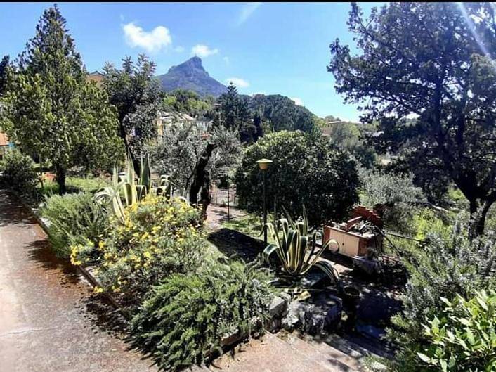 Casa vacanza per 6 persone, con Idromassaggio e Terrazza nonché Giardino e Panorama a Maratea