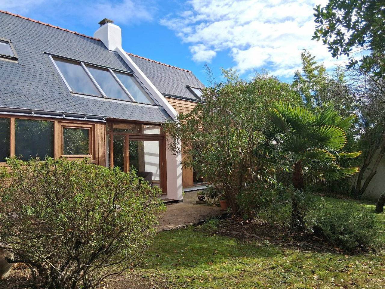 Charmante maison proche plages avec jardin, 4 chambres in Locmaria, Côte des Mégalithes