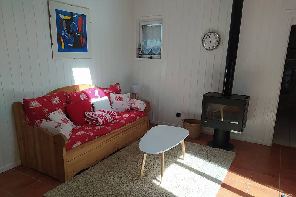 Appartement entier, Appartement au calme proche station de ski in Porta, Parc naturel régional des Pyrénées catalanes