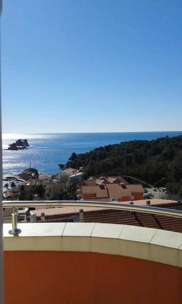 Appartement de vacances pour 5 personnes, avec jardin ainsi que vue et piscine, animaux acceptés - 1
