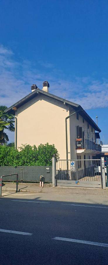Da Simona- casa 4 posti letto + 4 aggiuntivi in Arona (Lago Maggiore), Arona Gemeinde