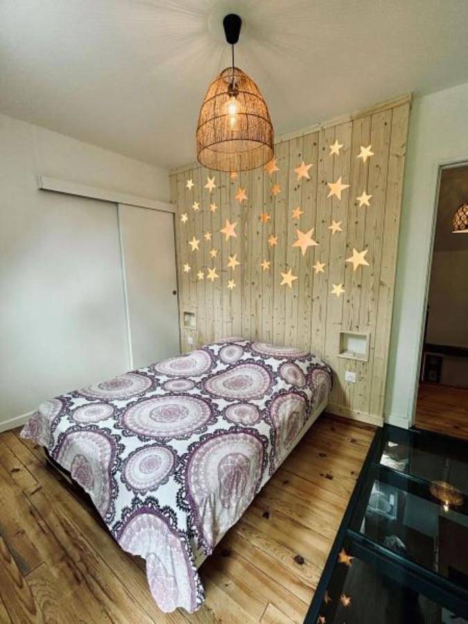 Location de vacances pour 4 personnes, avec jardin et vue à Mandailles-Saint-Julien - 3