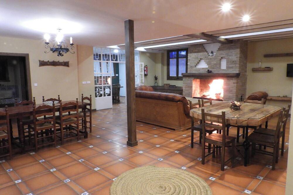 Homerez - Villa, Villafranca De Los Caballeros in Villacañas, Provincia de Toledo