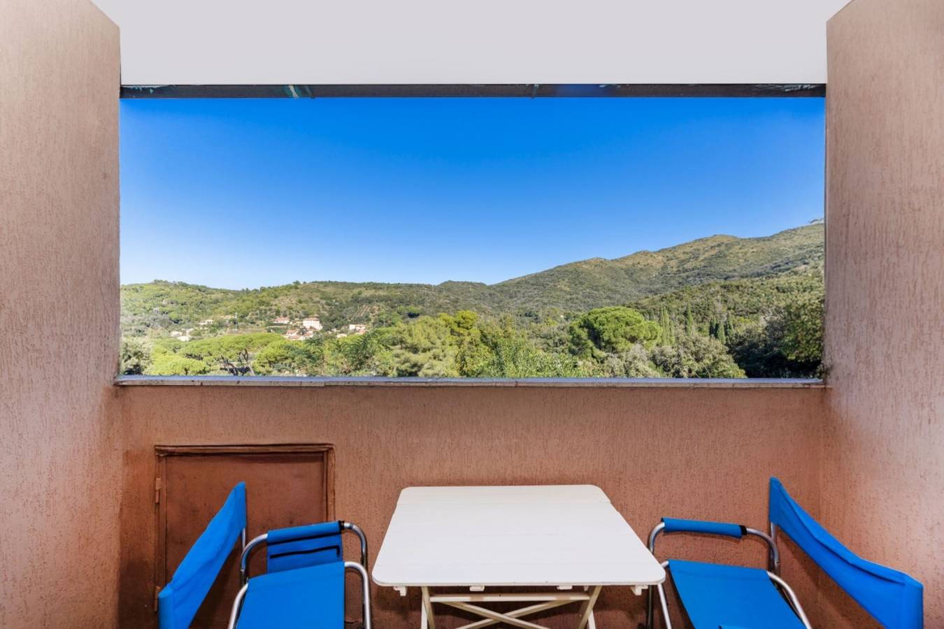 Ganze Ferienwohnung, Ferienwohnung für 4 Personen mit Terrasse in Bagnaia, Rio nell'Elba