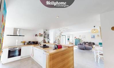 Location de vacances pour 8 personnes, avec terrasse et jardin dans Thue et Mue