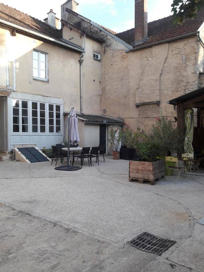 Gîte pour 6 personnes, avec terrasse et vue à Châtillon-sur-Seine - 4