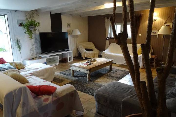 Location de vacances pour 14 personnes, avec Terrasse et Jardin dans La Chapelle-Largeau