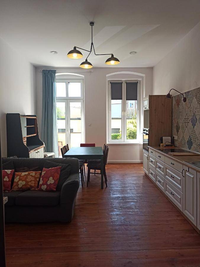 Cały apartament, Three-Bedroom Apartment in Legnica, Dolny Śląsk