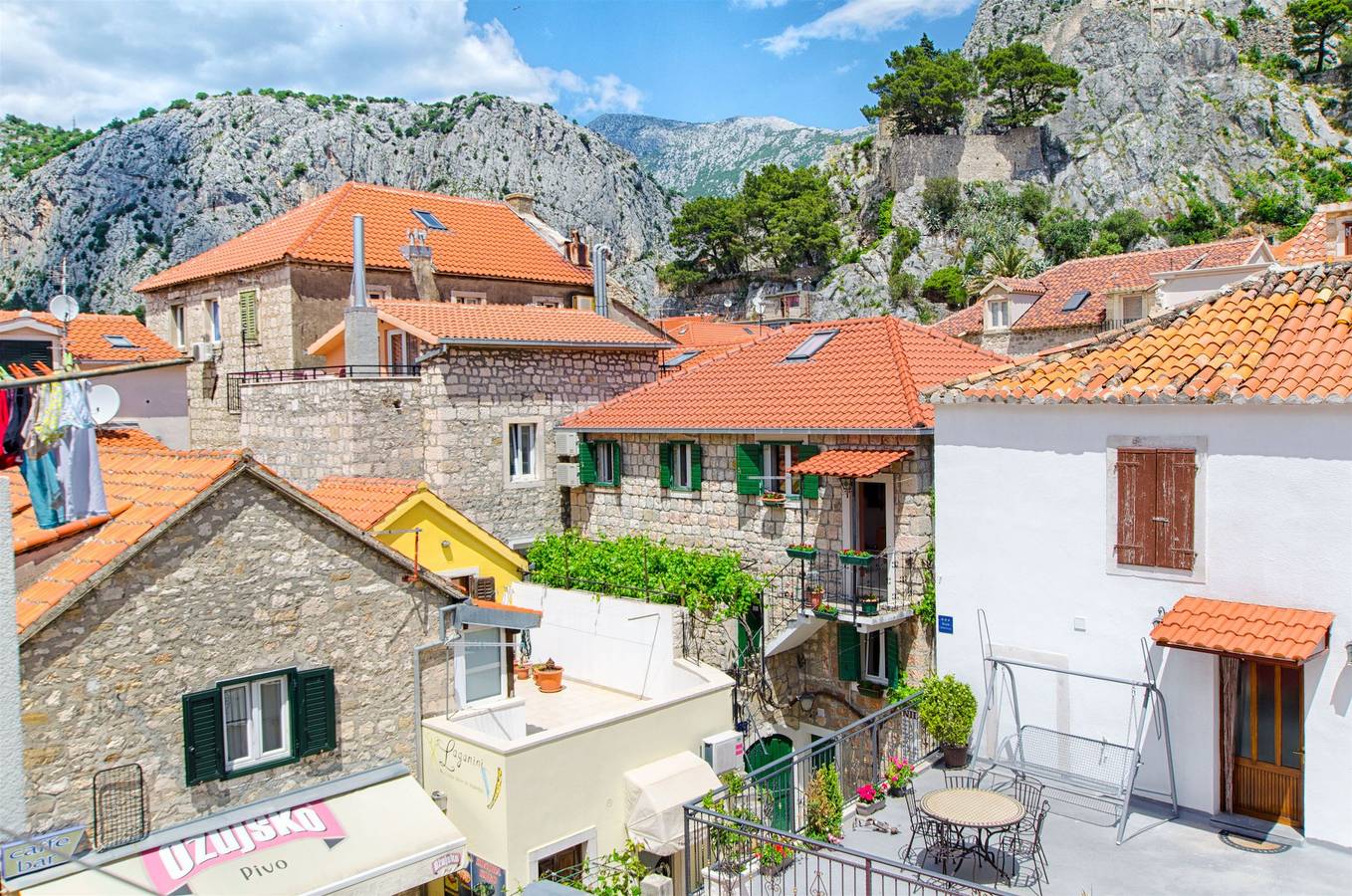 Ganze Wohnung, Apartment Mandic in Omiš (Kroatische Adria), Omis-Riviera