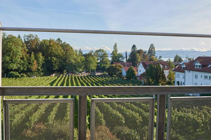 Ferienwohnung für 2 Personen, mit Terrasse und Garten sowie Ausblick in Bad Schachen