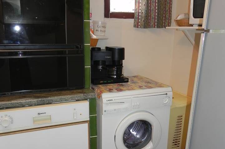 Location de vacances pour 11 personnes, avec jardin, animaux acceptés à Lardiers