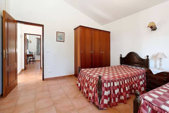 Location de vacances pour 6 personnes, avec jardin et terrasse, animaux acceptés à Monchique - 3