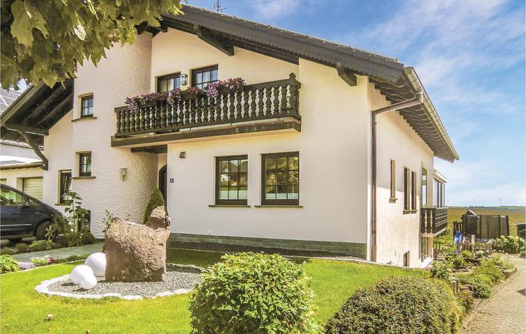 Ferienwohnung für 7 Personen, mit Terrasse in der Südeifel