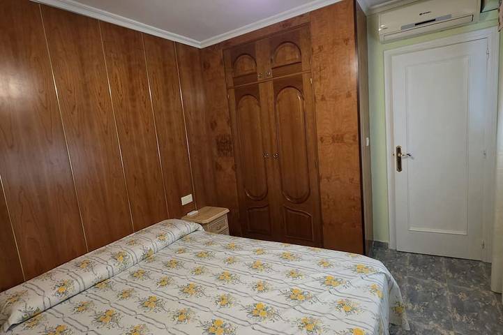 Ganze Wohnung, Penthouse With Ocean Views, Quiet Setting, 2-Minute Walk To The Beach in Platja de Sant Antoni (Cullera), Cullera