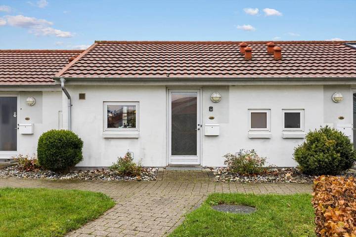 Ferienhaus für 4 Personen, mit Terrasse und Garten