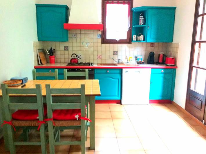 Gîte pour 10 personnes, avec terrasse ainsi que jardin et piscine dans les Pyrénées-Orientales - 2