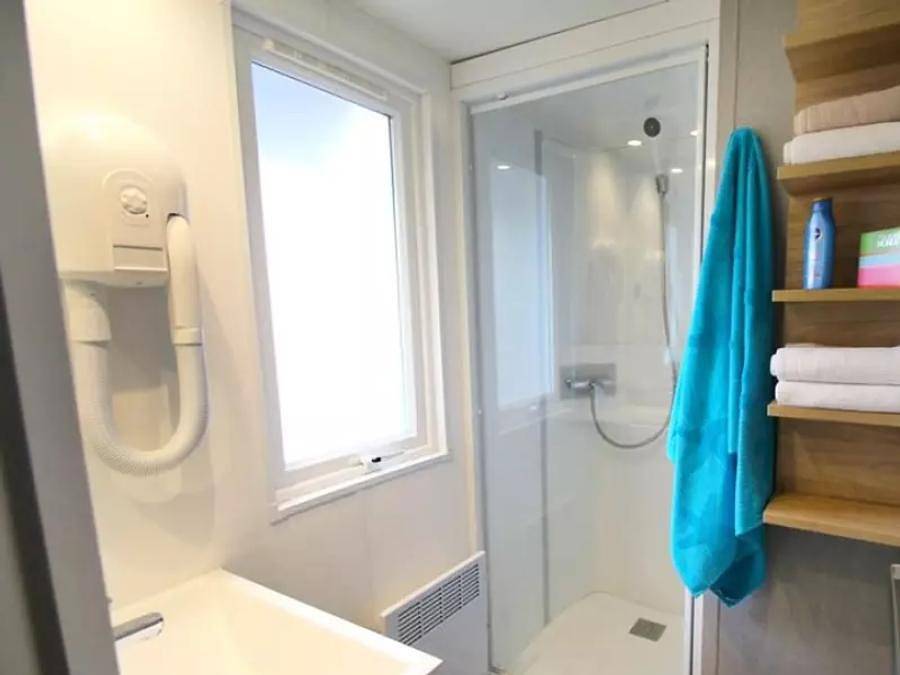 Camping Paradis les Pins - Royan - Mobilheim 4 personen - 2 Zimmer Premium Loggia in Saint-Palais-sur-Mer, Côte de Beauté