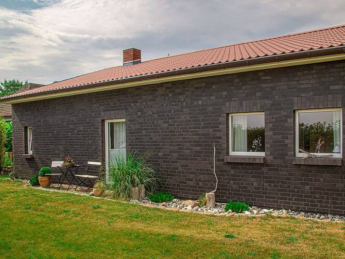 Ferienhaus für 6 Personen, mit Terrasse und Garten