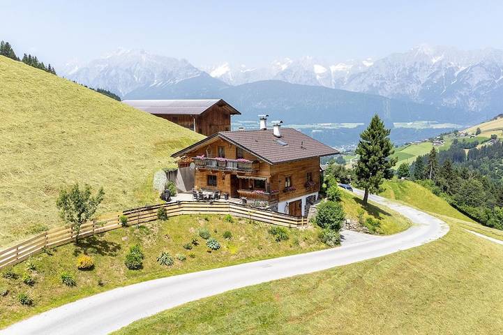 Ferienhaus für 6 Personen, mit Balkon und Garten