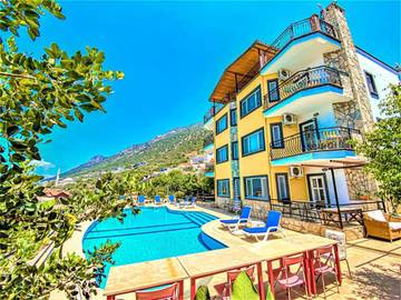 Maison d’hôte pour 2 personnes, avec vue et jardin ainsi que terrasse et piscine à Kalkan