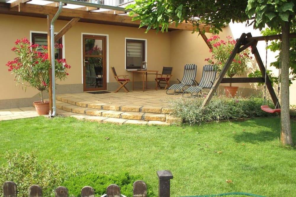 Direkt am Wasser mit eigenem Steg in Berlin - Köpenick in Treptow - Köpenick, Berlin