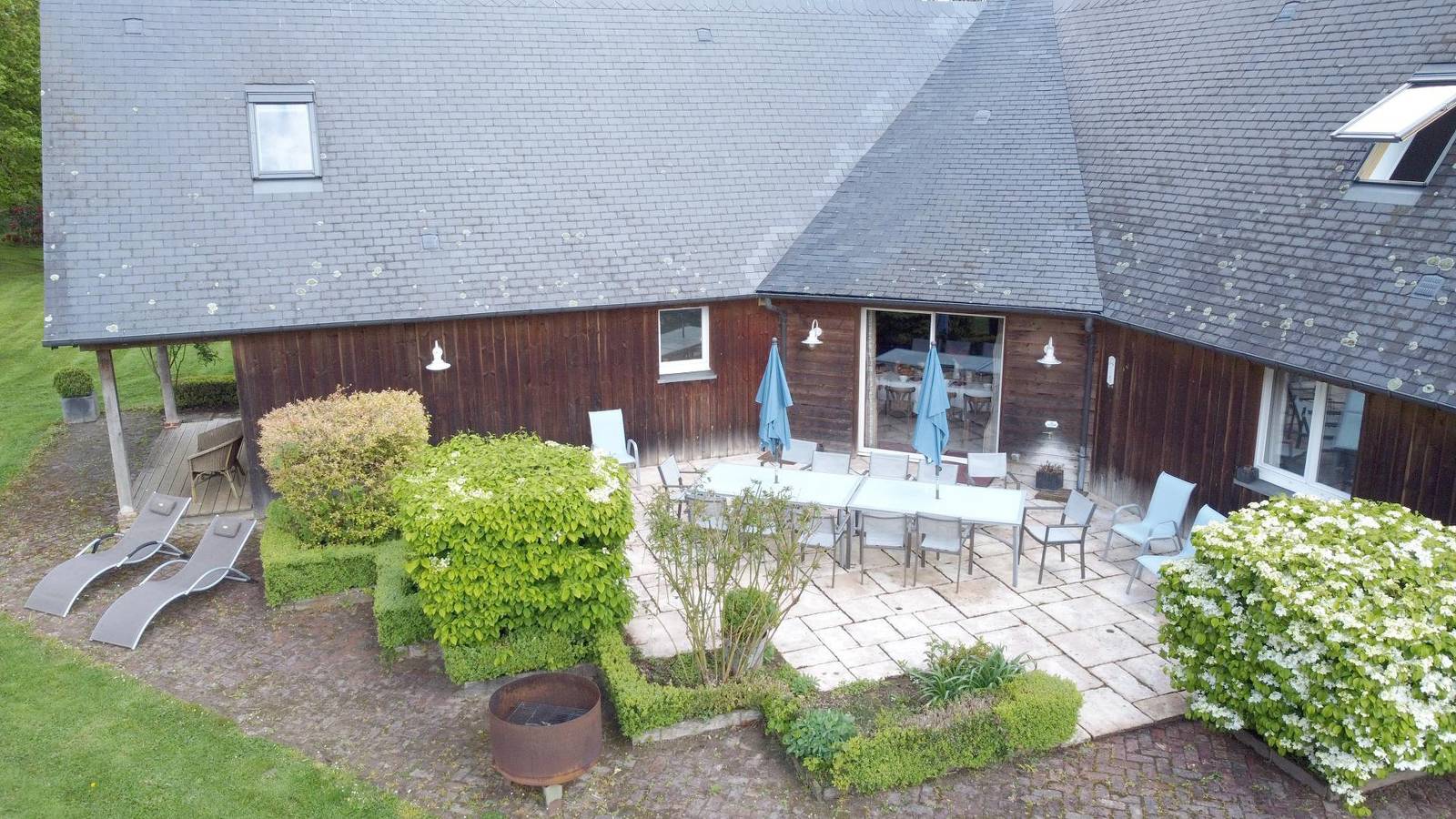 Gîte für 15 Personen mit Terrasse in Sainte-Marguerite-sur-Fauville, Le Havre und Umgebung