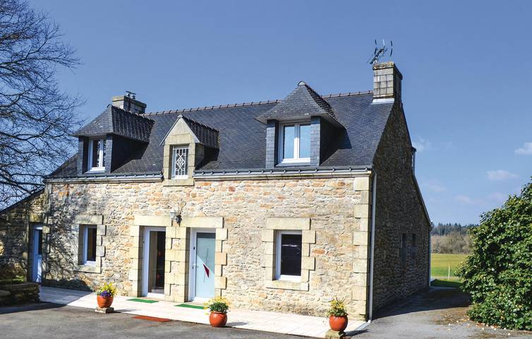 Maison de vacances pour 6 personnes, avec Jardin à Meslan