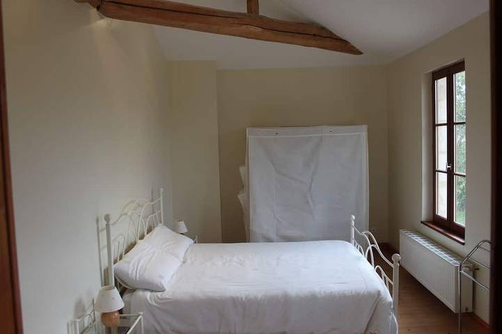 Ferme restaurée avec amour avec grande piscine privée située dans 5 acres près de Saintes in Courcoury, Région de Saintes