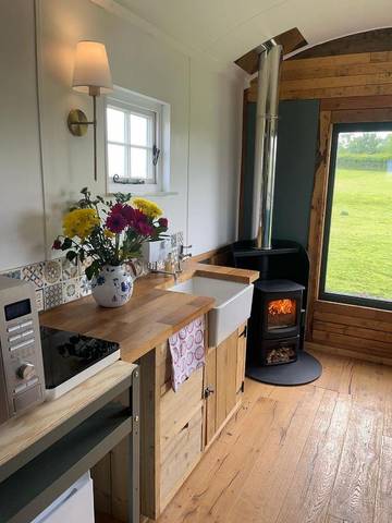 Camping für 2 Personen, mit Garten und Ausblick sowie Terrasse in The Cotswolds