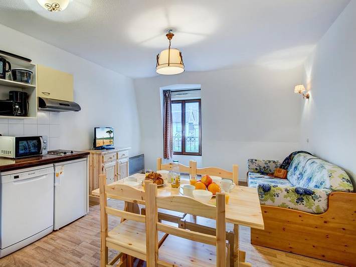 Location de vacances pour 7 personnes dans Office de Tourisme de Saint Beat - 2