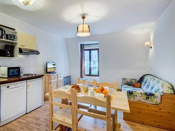 Camping voor 7 Personen in Bagnères-de-Luchon, Franse Pyreneeën, Afbeelding 1