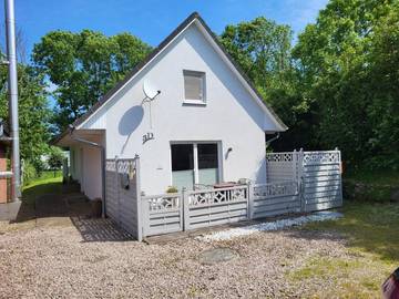 Ferienhaus für 6 Personen, mit Terrasse und Garten in Meeschendorf