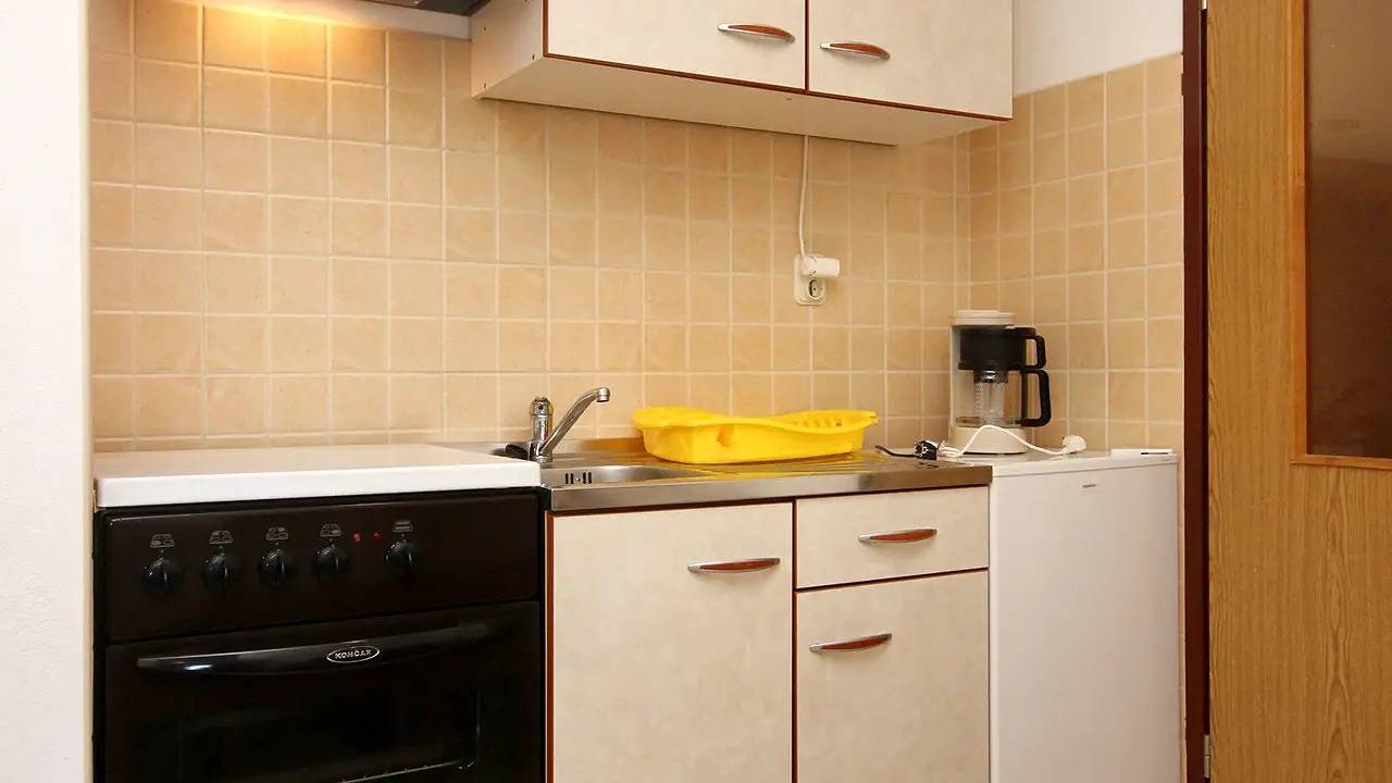 Ganze Ferienwohnung, Ferienwohnung für 4 Personen (41 m²) in Kneza in Račišće (Dalmatien), Korcula