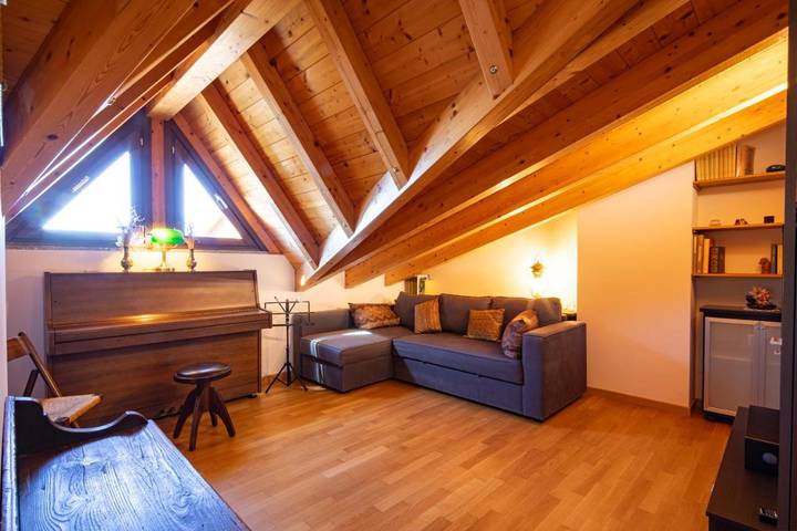 Location de vacances pour 6 personnes, avec jardin ainsi que vue et vue sur le lac à Gavirate - 4