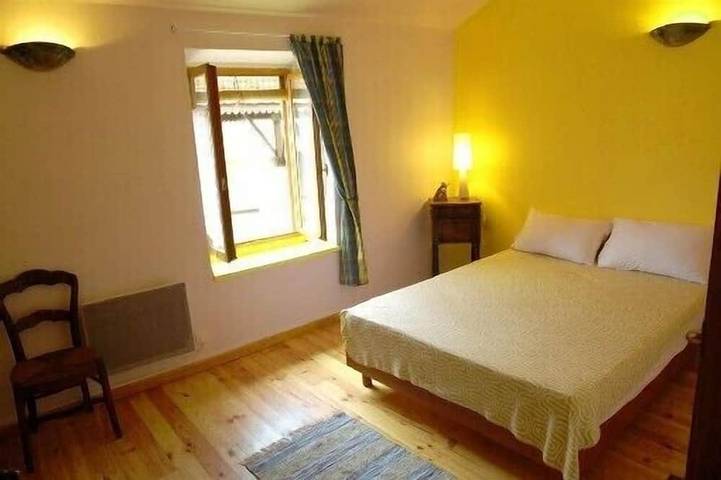 Gîte pour 4 personnes, avec terrasse et jacuzzi à Caunes-Minervois - 2