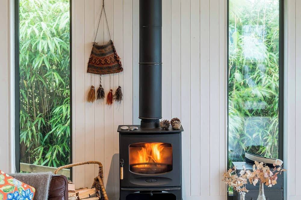 Stunning architectural designed modern eco house in Freshwater East, Pembrokeshire