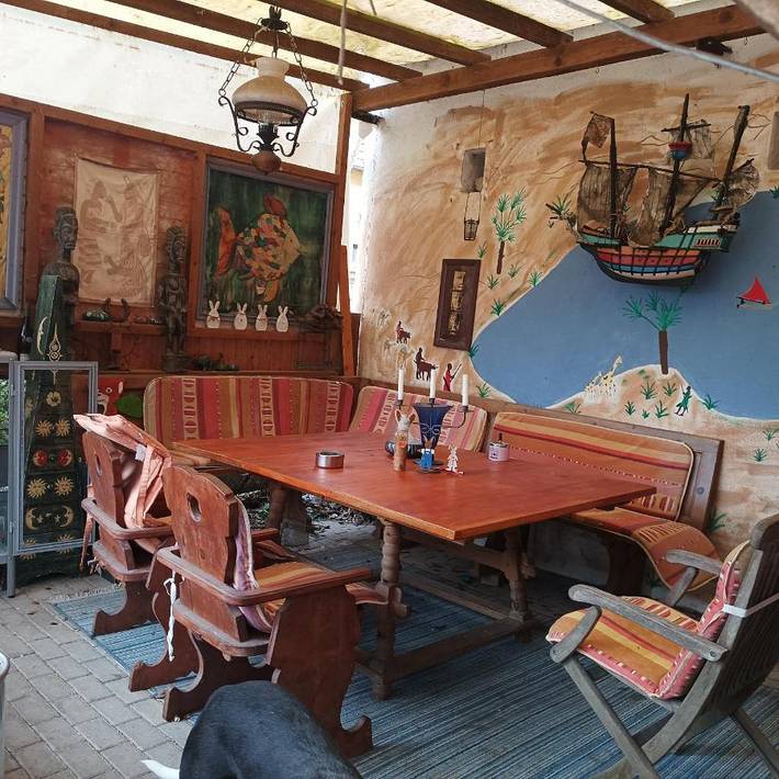 Ferienwohnung für 2 Personen, mit Terrasse und Garten sowie Ausblick in Römerberg