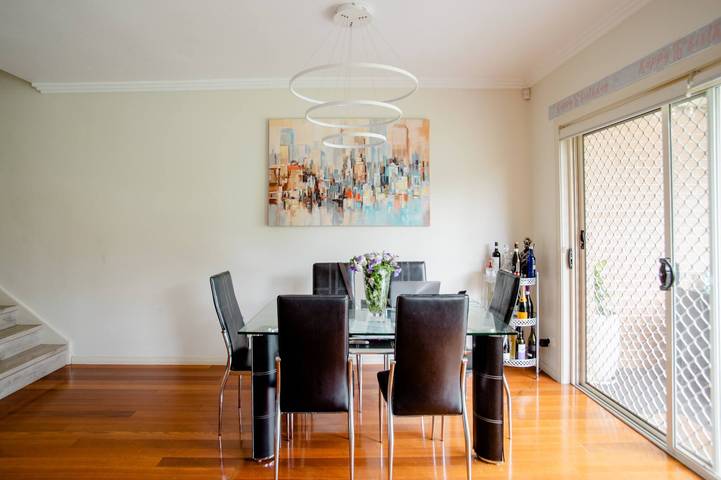 Stilvolles privates Badezimmer - luxuriöses modernes großes Zuhause in Sydney, New South Wales