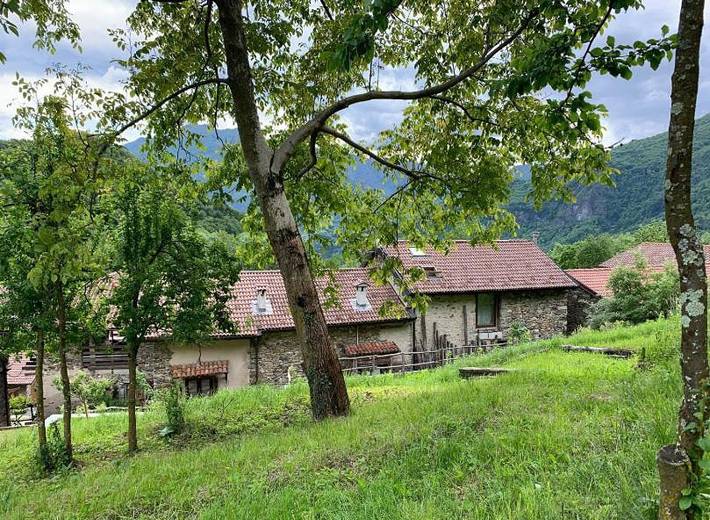Gîte pour 2 personnes, avec jardin et vue à Varallo - 2