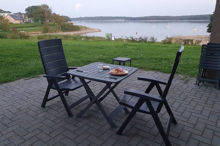 Villa pour 6 personnes, avec jacuzzi et sauna ainsi que terrasse et jardin dans Hainaut