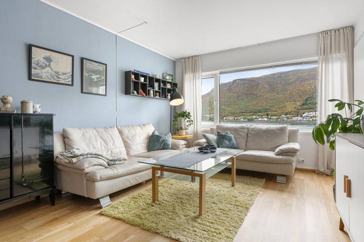 Ferienwohnung für 6 Personen, mit Terrasse und Ausblick in Tromsø - 4