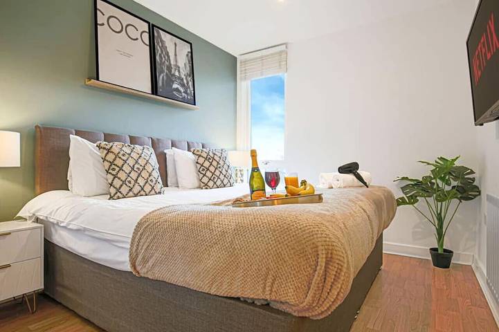 Ganze Wohnung, Stylish Apartment • City Centre • Balcony • Free Parking • Self-Check-In • Yoko Property in Milton Keynes, Südostengland
