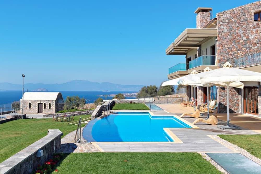 Armonia Luxury Villa in Perdika, Ägina