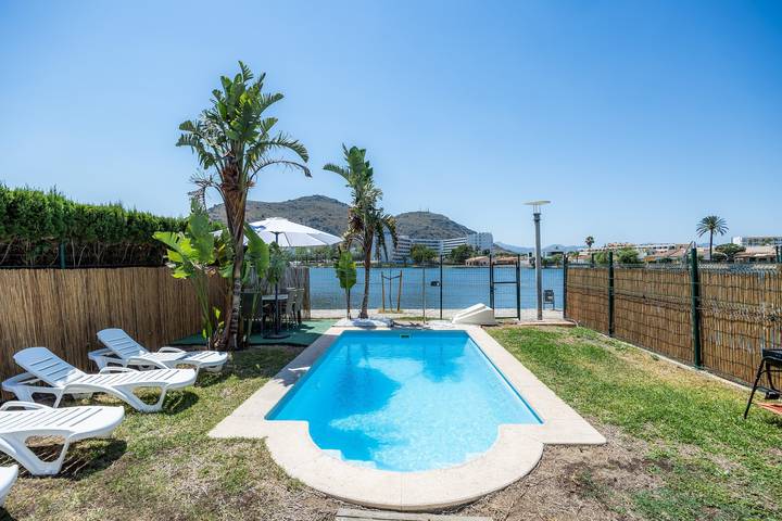 Villa für 5 Personen, mit Garten und Seeblick auf Mallorca