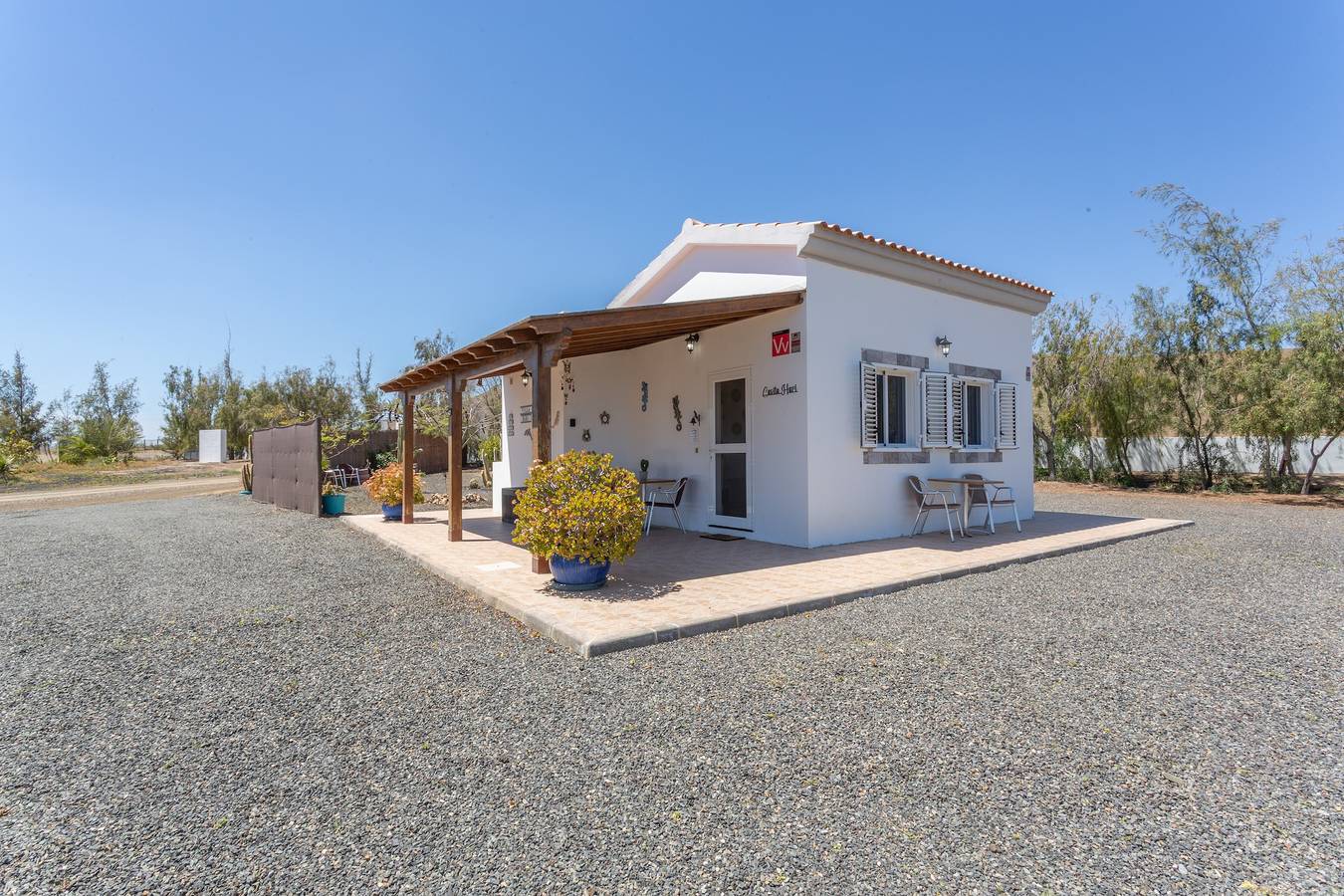 Apartamento entero, Apartamento vacacional 'Casita Hari' con vistas a la montaña, Wi-Fi y aire acondicionado in Tuineje, Fuerteventura