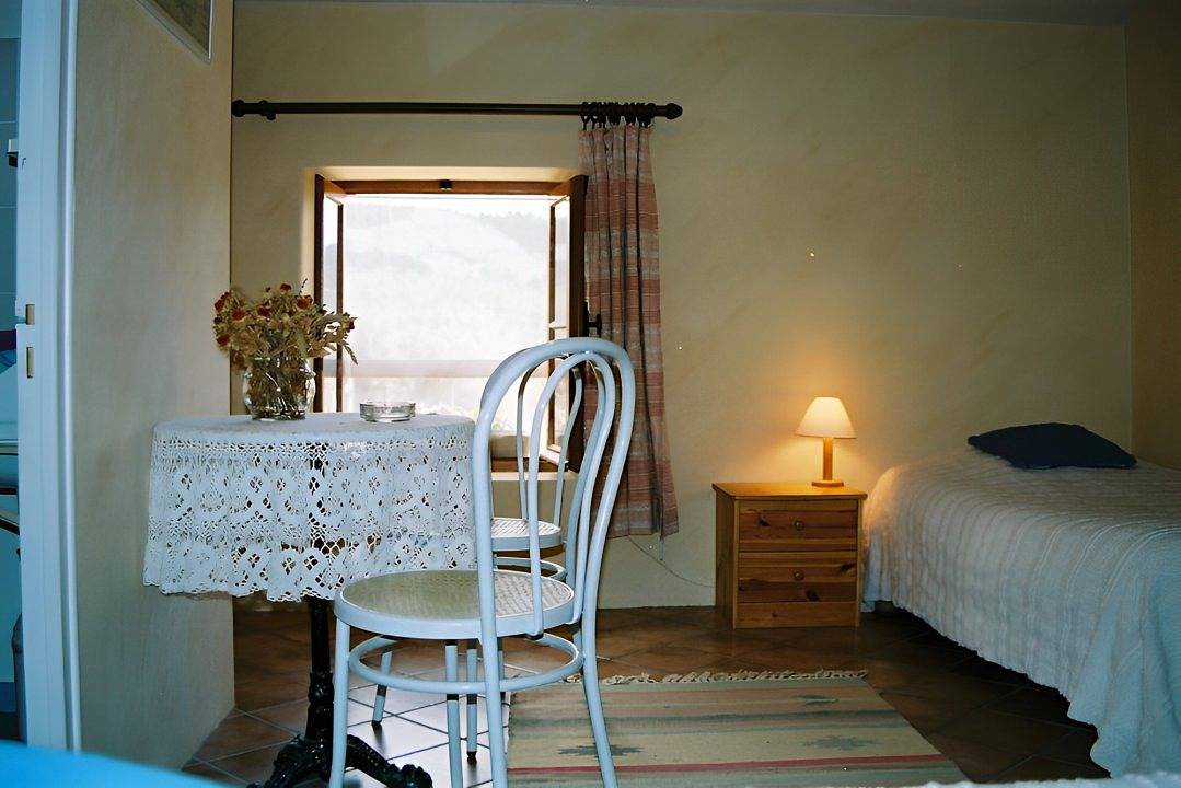 Chambres d'hôtes Istrane - Chambre 1 in Rustrel, Parc naturel régional du Luberon