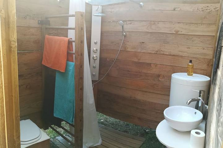 Gîte pour 4 personnes, avec piscine ainsi que jardin et terrasse à Donzy - 4