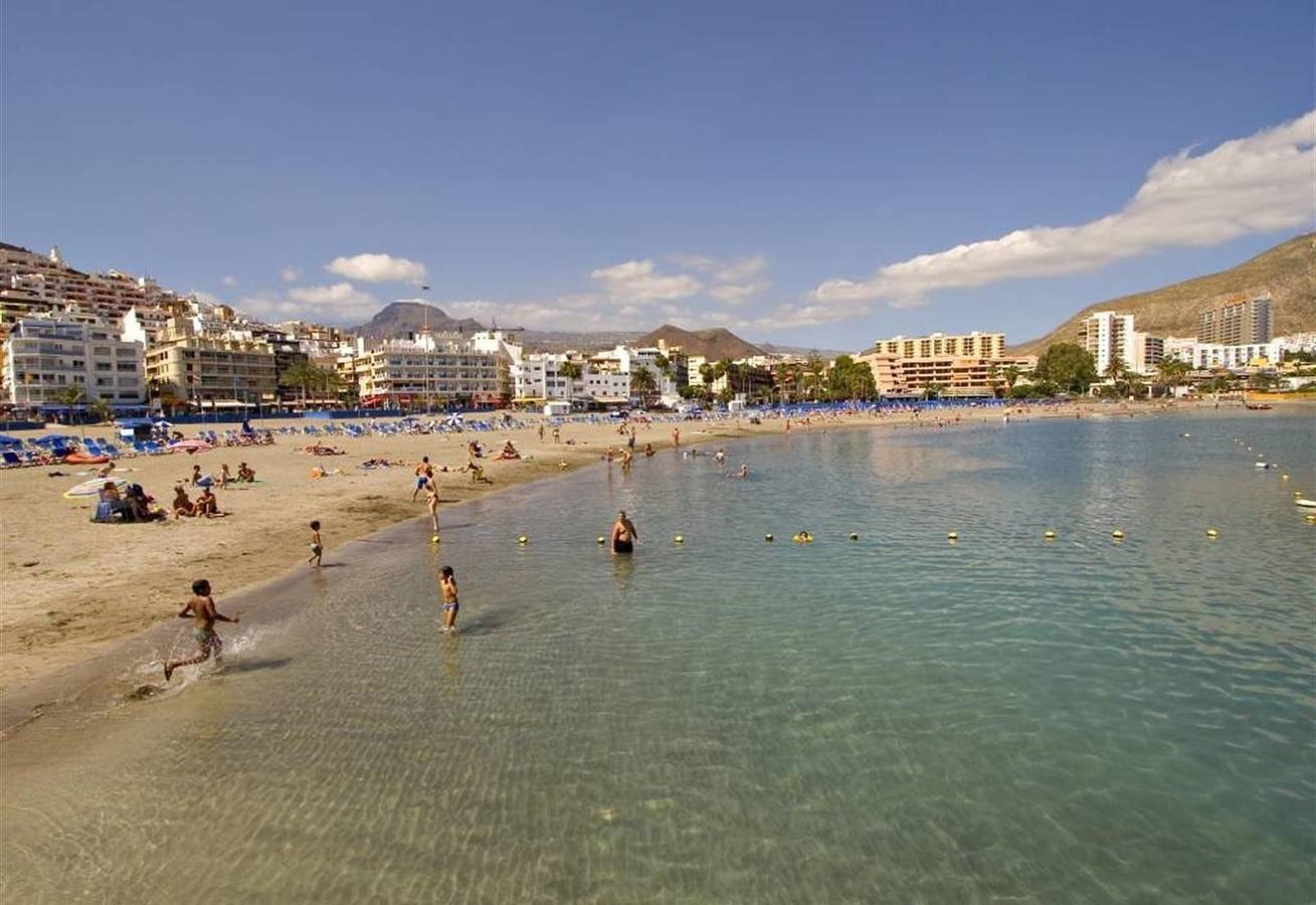 Entire apartment, Holiday Accommodation "Apartment in Los Cristianos centre" in Los Cristianos, Arona