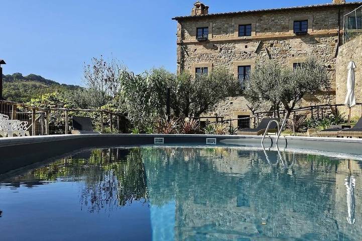 Villa for 22 people, with garden - 1